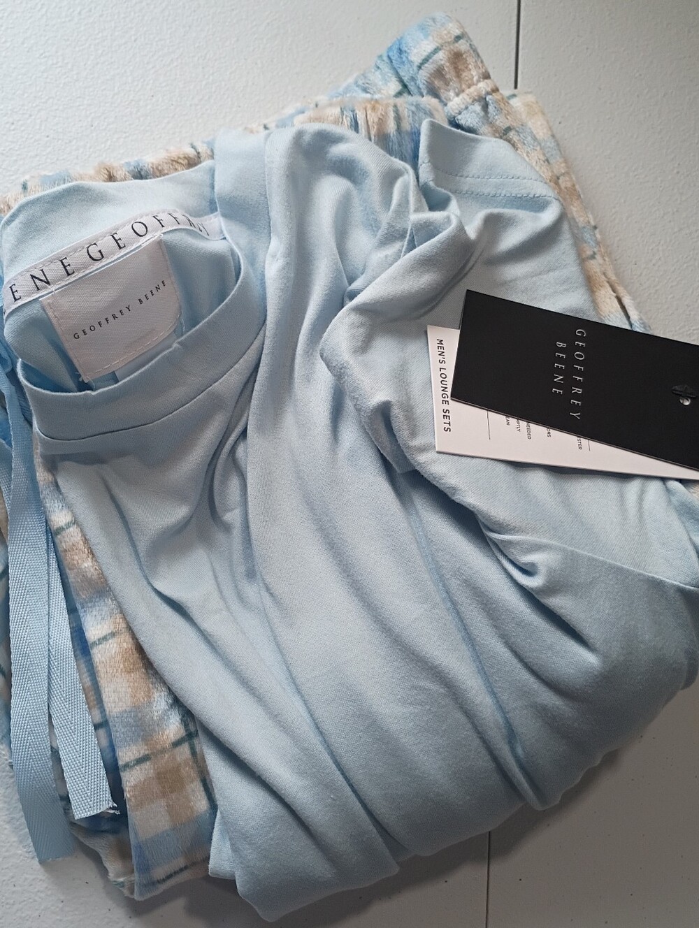 Mens Geoffrey Beene Light Blue Pajama Set with Plaid Pants SZ Medium (213)